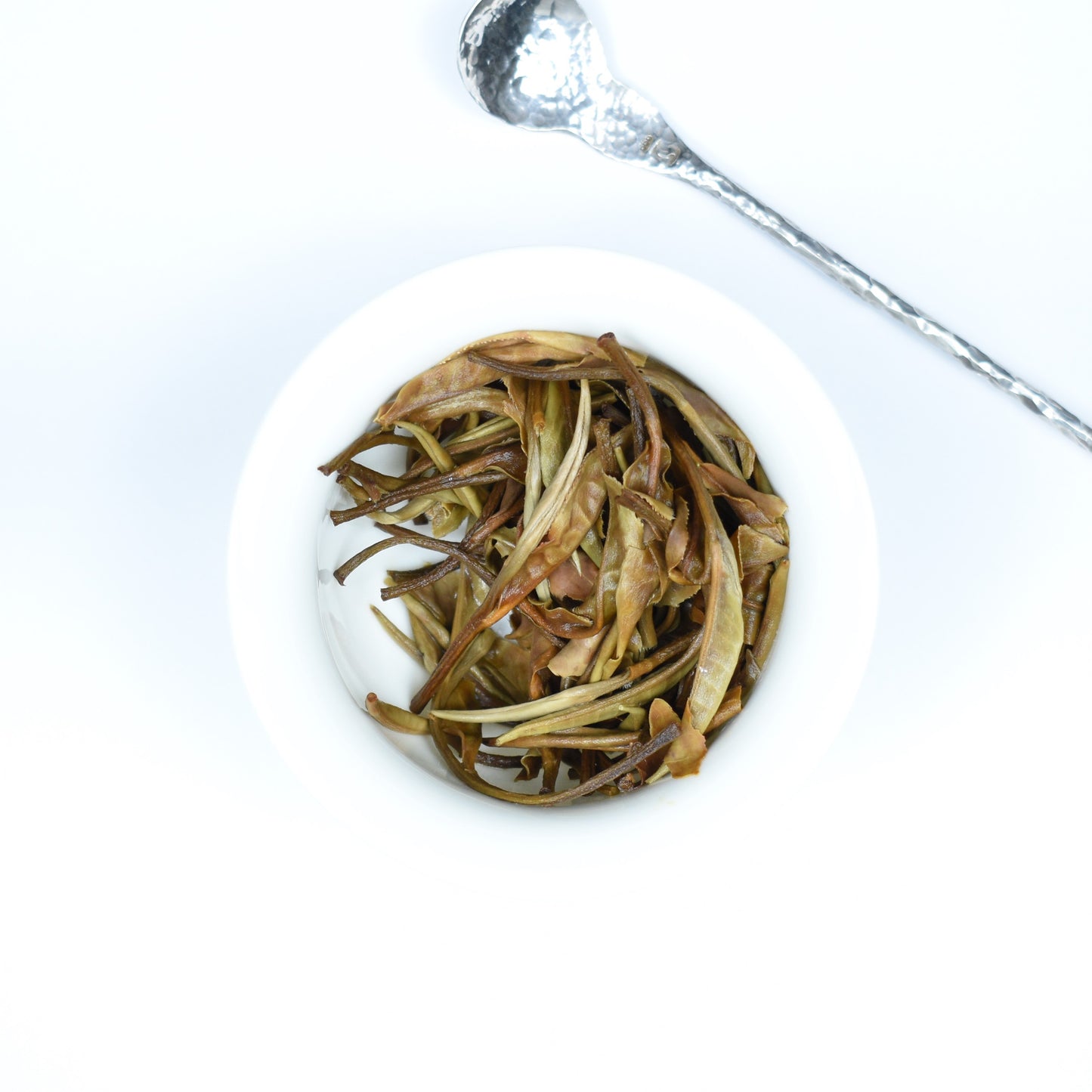 2025 Yue Guang Mei Ren White Tea