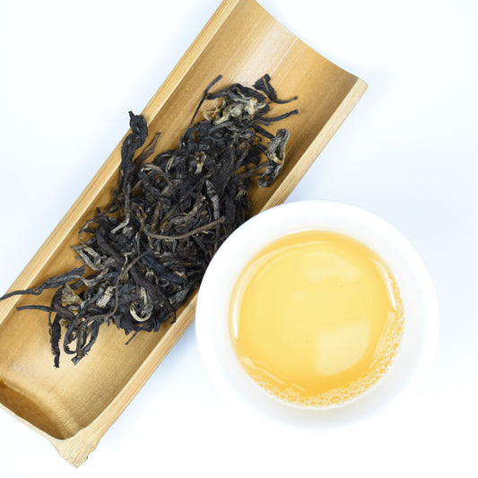 2016 Jingmai Gushu Sheng Puer Tea 357g Cake